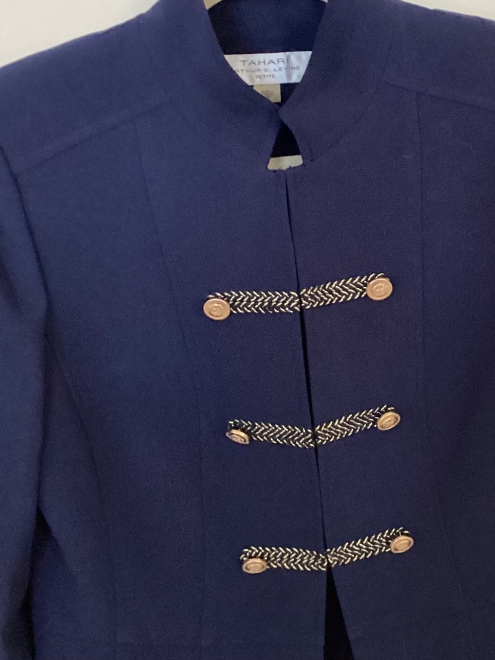 TAHARI by ARTHUR S. LEVINE - NAVY BLUE TOPPER COAT - SIZE - 6P - Picture 3 of 6